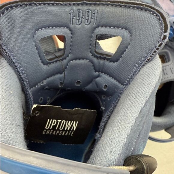 Jordan Men's Navy Sneakers - Picture 5 of 9